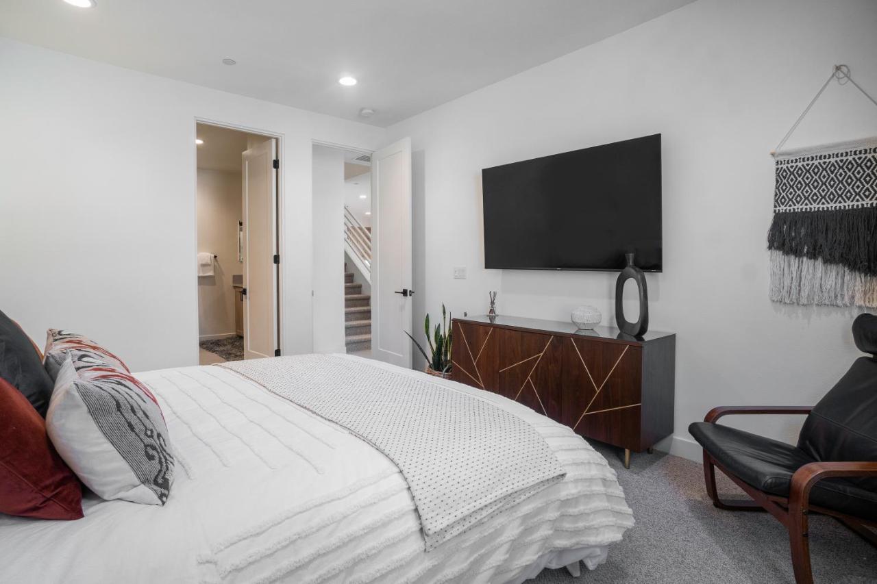 Enjoy A Stay @ Casa De Fore!Play! New Townhome! ラキンタ エクステリア 写真