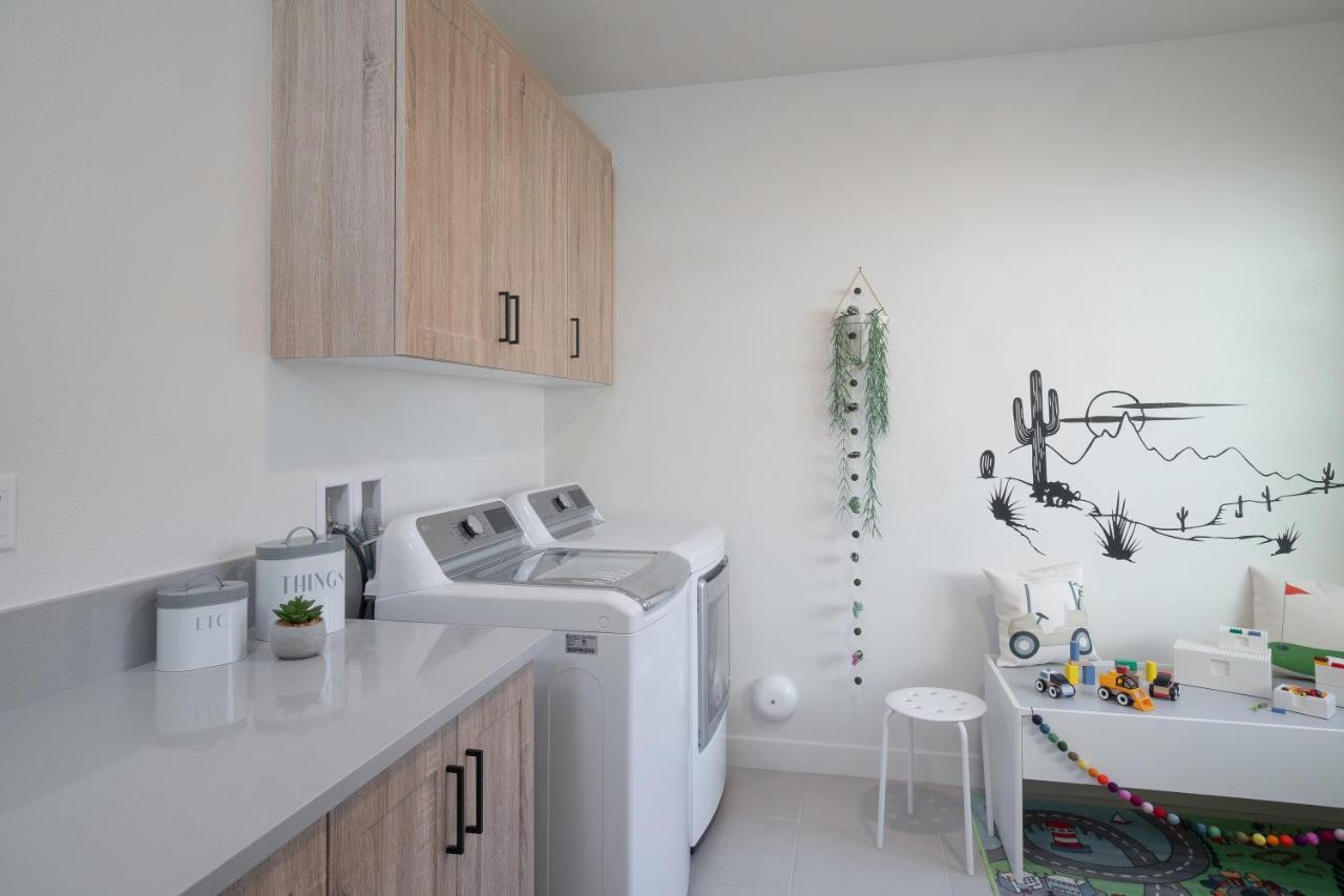 Enjoy A Stay @ Casa De Fore!Play! New Townhome! ラキンタ エクステリア 写真