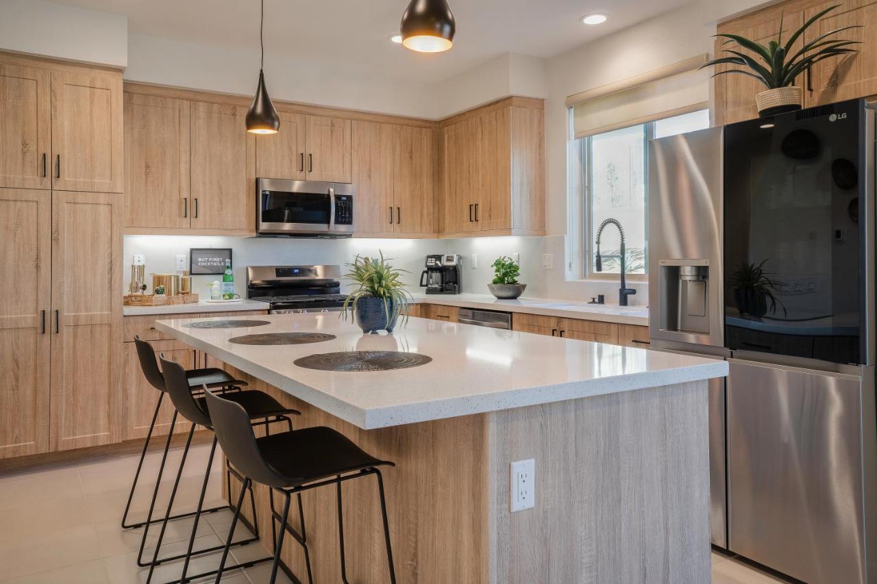 Enjoy A Stay @ Casa De Fore!Play! New Townhome! ラキンタ エクステリア 写真